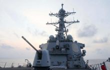 Вызов принят: эсминец США устроил демарш рядом с морской базой Китая