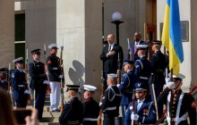 Шмигаль на зустрічі з главою Пентагону закликав дати Україні винищувачі F-16 (відео)