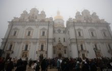 Впервые за 300 лет в Успенском соборе Лавры провели богослужение на украинском (видео)