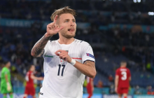 Звездный итальянский футболист вместе с дочерьми попал в жуткое ДТП с участием трамвая