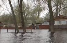 Наводнение накрыло 20 домов Крещатика: каких бед наделала большая вода в Черкасской области (видео)