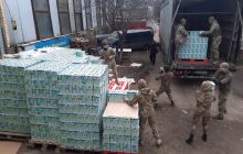 "100 тонн – на Херсон": компанія SAT безкоштовно доставила херсонцям вп'ятеро більше допомоги, ніж планувалося