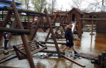 Не вдається утримувати рівень Дніпра: у КМДА пояснили причини потопу в Києві