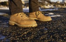 Секретні способи: як зберігати зимове взуття, щоб воно займало менше місця