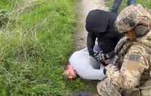 Требовали миллион и заставляли копать себе могилу: в Киеве задержали преступную группу