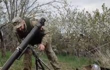 Українські снаряди ефективно "розносять" позиції росіян під Горлівкою (відео)