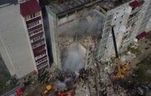 Разрушенный ударом РФ дом в Умани показали с высоты птичьего полета (видео)