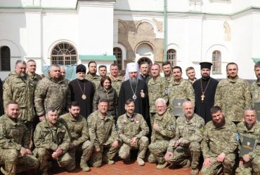 Історична подія: В Україні відбувся перший випуск військових капеланів (фото)