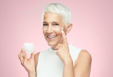 Які вікові проблеми шкіри вирішує косметика