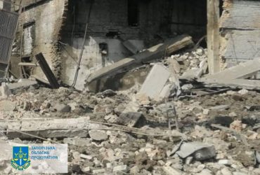 Россияне ударили авиабомбами по двум городам в Запорожской области: стали известны последствия (фото)