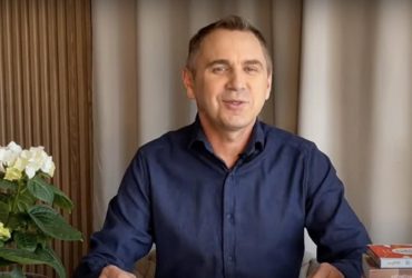 Самый известный учитель Украины исправил распространенную ошибку украинцев в иноязычных словах (видео)