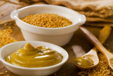 Рецепт смачної домашньої гірчиці на розсолі: ви забудете про покупні і прісні соуси