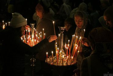 Українці зустріли Великдень: як у лаврі відзначили Воскресіння Христове (фоторепортаж)