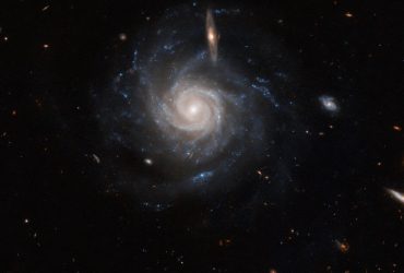 Вчені показали галактику, яку струсонув колосальний вибух (фото)