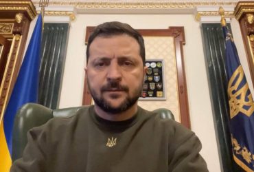 Журналист раскрыл, как Зеленский провел первый день полномасштабного нападения РФ