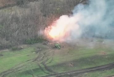 Вспыхнуло, как спичка: защитники Украины смачно вжарили на позициям оккупантов (видео)