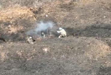 Куля в лоб, так куля в лоб: ЗСУ показали перестрілку з вагнерівцями в окопах (відео)