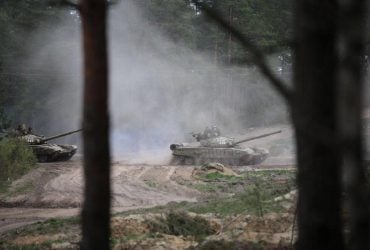 Лукашенко раптово підняв армію по тривозі