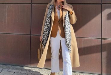 Блогерка з Німеччини показала, як стильно одягатися жінці після 50 років (фото)