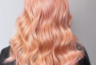 Модное клубничное окрашивание: что это такое и как выглядит (фото)