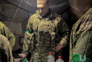 Ситуація дійсно складна: командувач ССО прибув у Бахмут (фото)