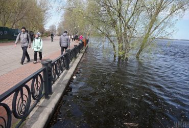 Рівень води у Дніпрі піднімається другий день поспіль - КМВА (відео)