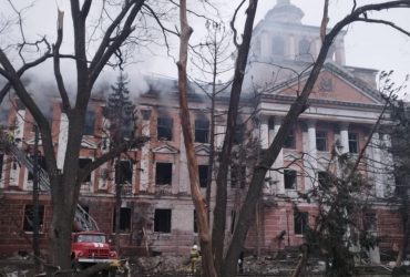 Погибший и разрушенные дома: в Николаеве рассказали о последствиях ночного удара РФ (видео)