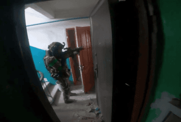 Воїни ССО показали жорсткі бої в Бахмуті від першої особи (відео)