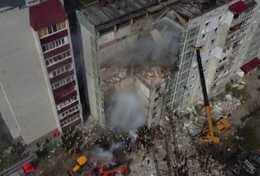 Зруйнований ударом РФ будинок в Умані показали з висоти пташиного польоту (відео)