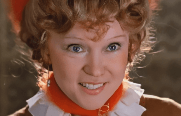 Как в молодости выглядела Людмила Гурченко: звезду "Любовь и голуби" не узнать