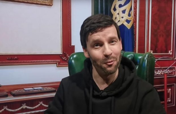 "Скоро вже буде Паска": двійник Зеленського потішив новою версією мему