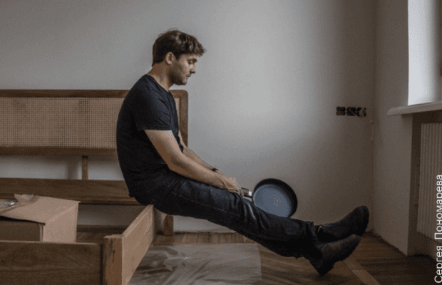 Російські зірки-"вигнанці" закосплеїли українських біженців: мережа лютує (фото)