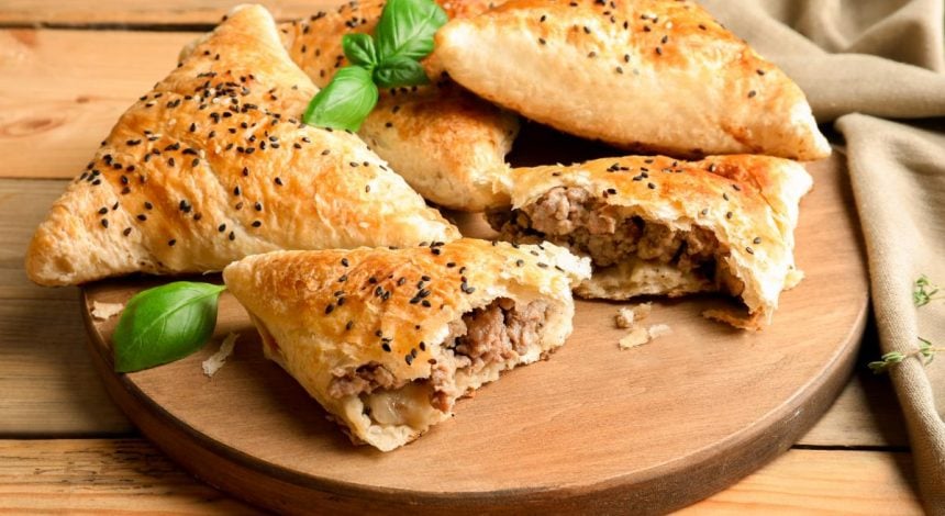 Сочная и ароматная самса: проверенный рецепт, от которого потекут слюнки