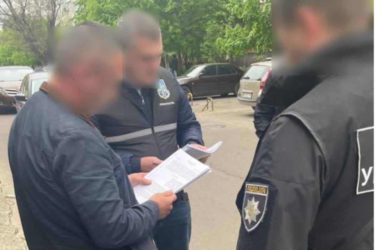 В Одесской области депутат присвоил базу "Укрпочты" в Затоке вместе с женой / фото пресс-служба Одесской областной прокуратуры В Одесской области депутат присвоил базу "Укрпочты" в Затоке вместе с женой / фото пресс-служба Одесской областной прокуратуры
