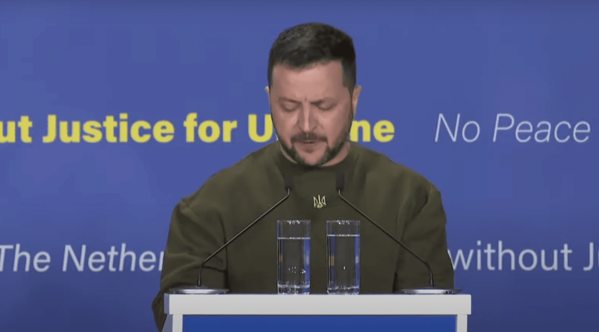 Зеленский рассказал, когда мир сможет увидеть Путина на скамье подсудимых в Гааге / скриншот Зеленский рассказал, когда мир сможет увидеть Путина на скамье подсудимых в Гааге / скриншот