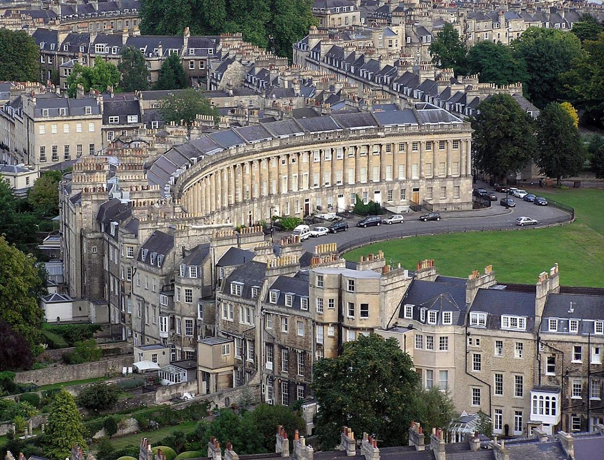 The Royal Crescent / фото Википедия The Royal Crescent / фото Википедия