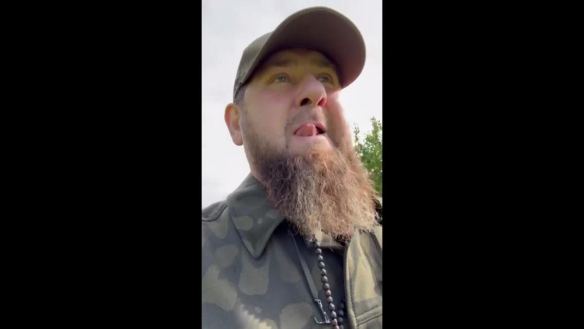 На войну уже якобы выезжает один ОМОН "Ахмат", два батальона и один полк / Скриншот На войну уже якобы выезжает один ОМОН "Ахмат", два батальона и один полк / Скриншот