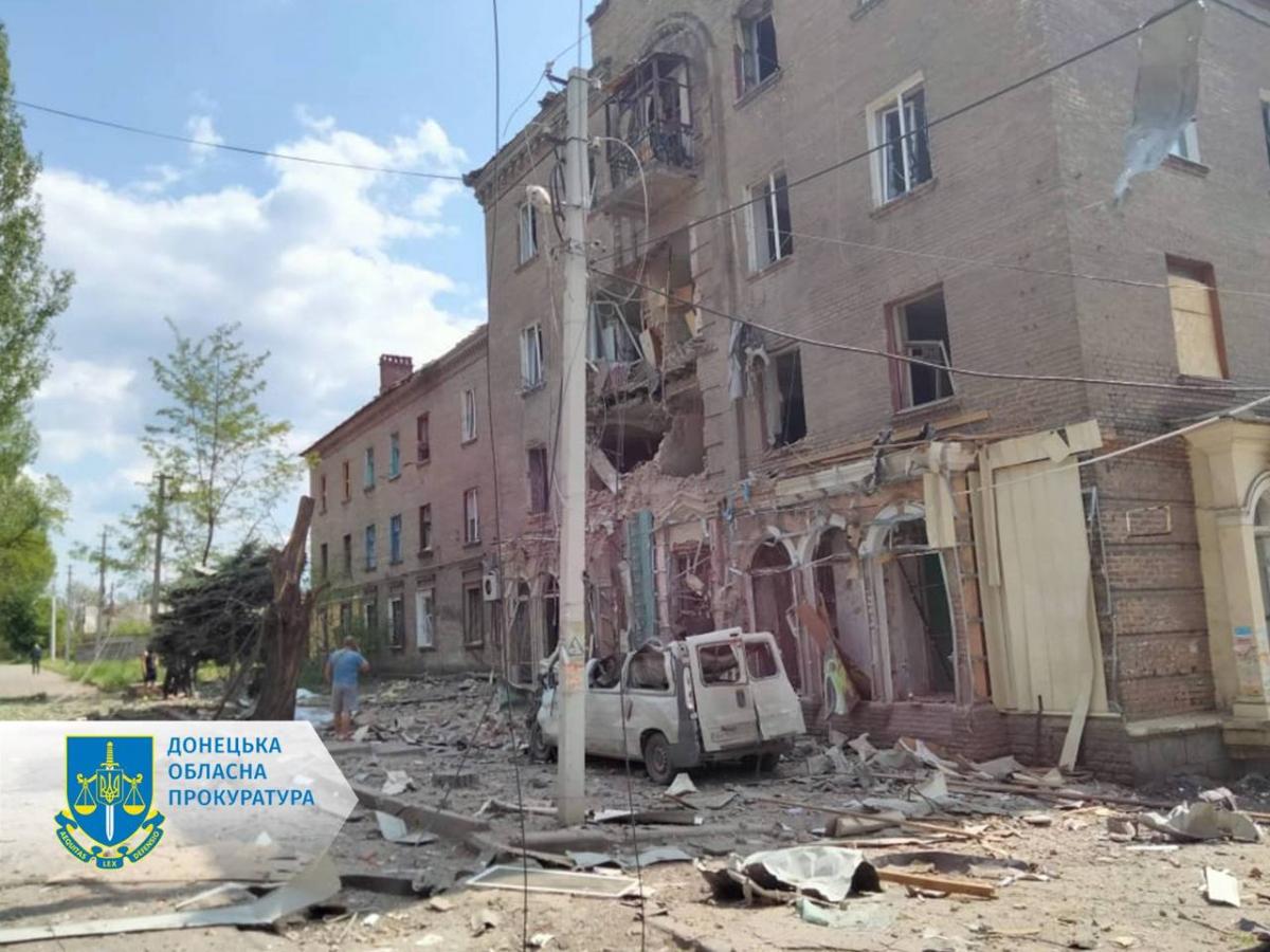 Внаслідок обстрілу також пошкоджено та зруйновано багатоповерхові та приватні будинки / t.me/pgo_gov_ua Внаслідок обстрілу також пошкоджено та зруйновано багатоповерхові та приватні будинки / t.me/pgo_gov_ua