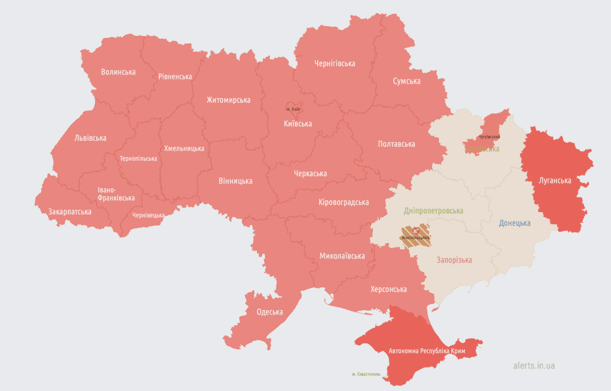 Карта тривог станом на 23:40 13 травня / скріншот