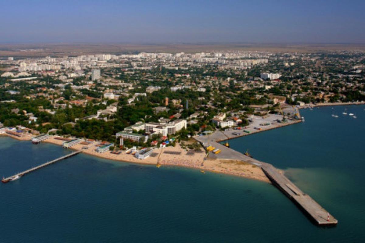 В заведении в Евпатории женщине отказали в исполнении гимна РФ / фото wikipedia.org В заведении в Евпатории женщине отказали в исполнении гимна РФ / фото wikipedia.org
