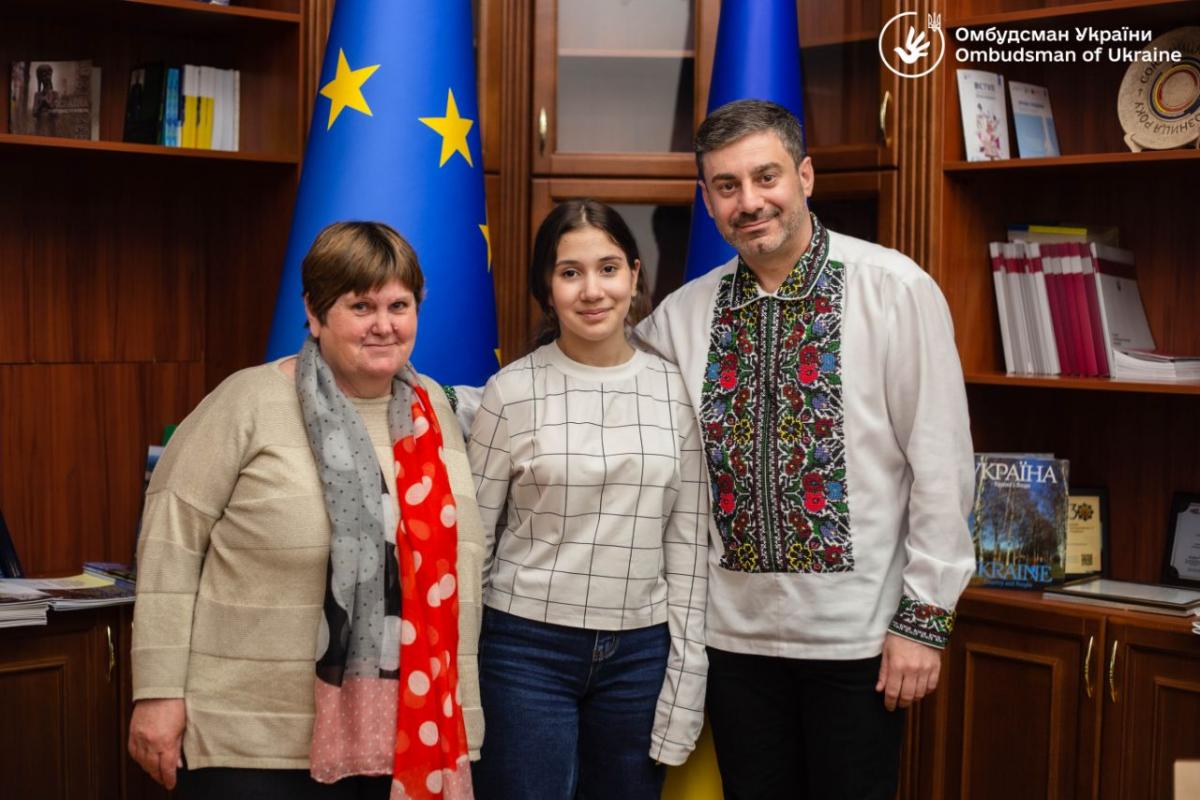 14-річна Вероніка повернулася додому / фото t.me/dmytro_lubinetzs 14-річна Вероніка повернулася додому / фото t.me/dmytro_lubinetzs