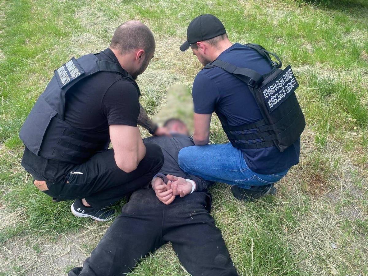 В Броварах задержали педофила / фото Телеграм-канал Андри Небитова В Броварах задержали педофила / фото Телеграм-канал Андри Небитова