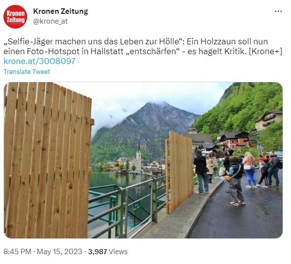 В Халльштатте поставили забор "от туристов" / скриншот twitter.com/krone_at В Халльштатте поставили забор "от туристов" / скриншот twitter.com/krone_at
