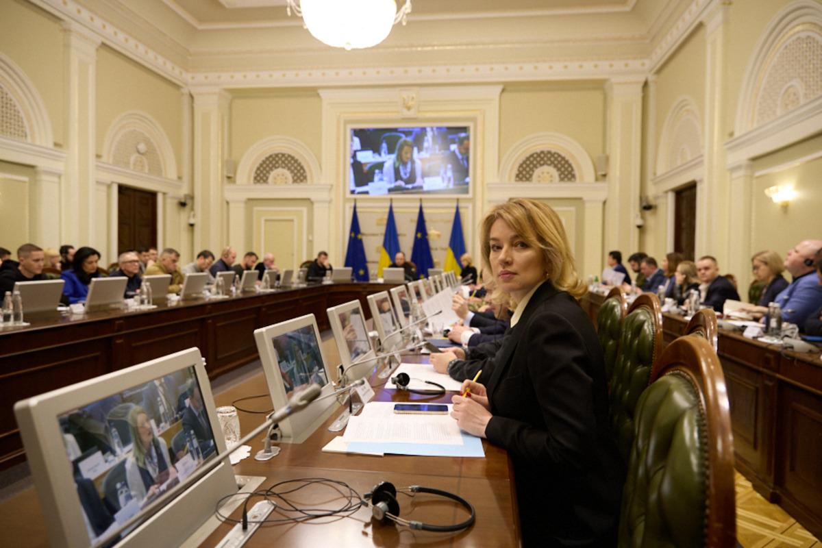 Олена Шуляк привітала Зеленського з річницею інавгурації Олена Шуляк привітала Зеленського з річницею інавгурації