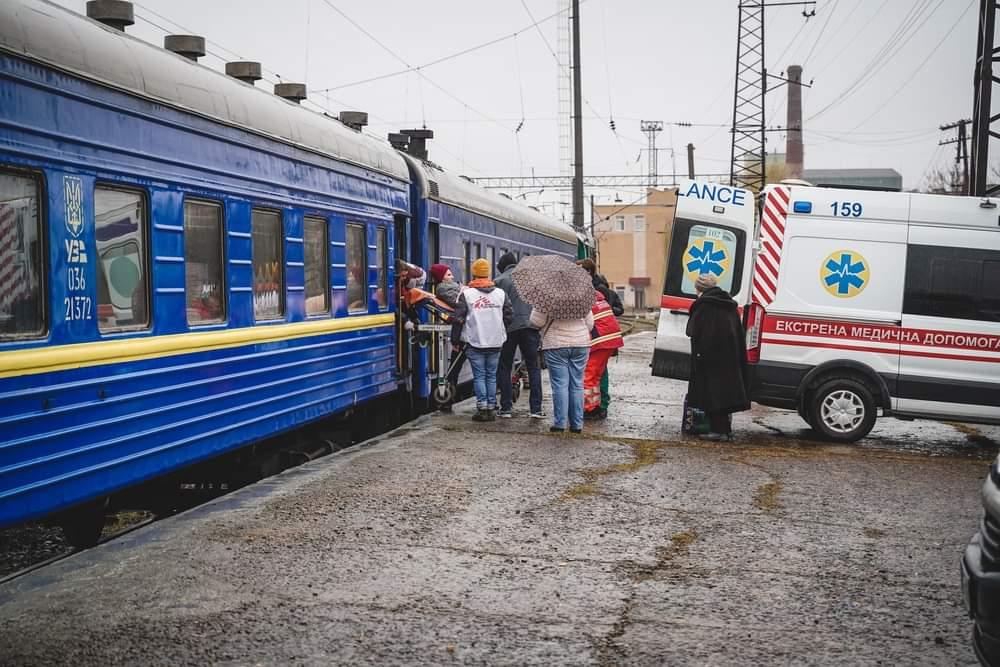 Потяг здійснює, в середньому, два рейси на тиждень / фото надане прес-службою організації "Лікарі без кордонів" 