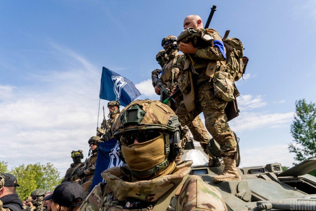 'Сирський конкурує з Будановим': російських добровольців виключили з Курської операції, - Le Monde 'Сирський конкурує з Будановим': російських добровольців виключили з Курської операції, - Le Monde