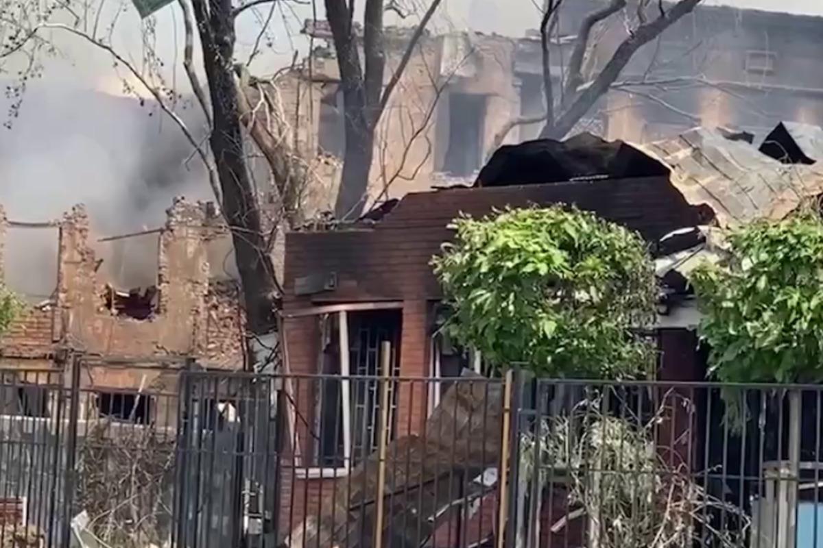 Во время ракетного удара по Днепру россияне попали в ветклинику, животные сильно обгорели / скриншот Во время ракетного удара по Днепру россияне попали в ветклинику, животные сильно обгорели / скриншот