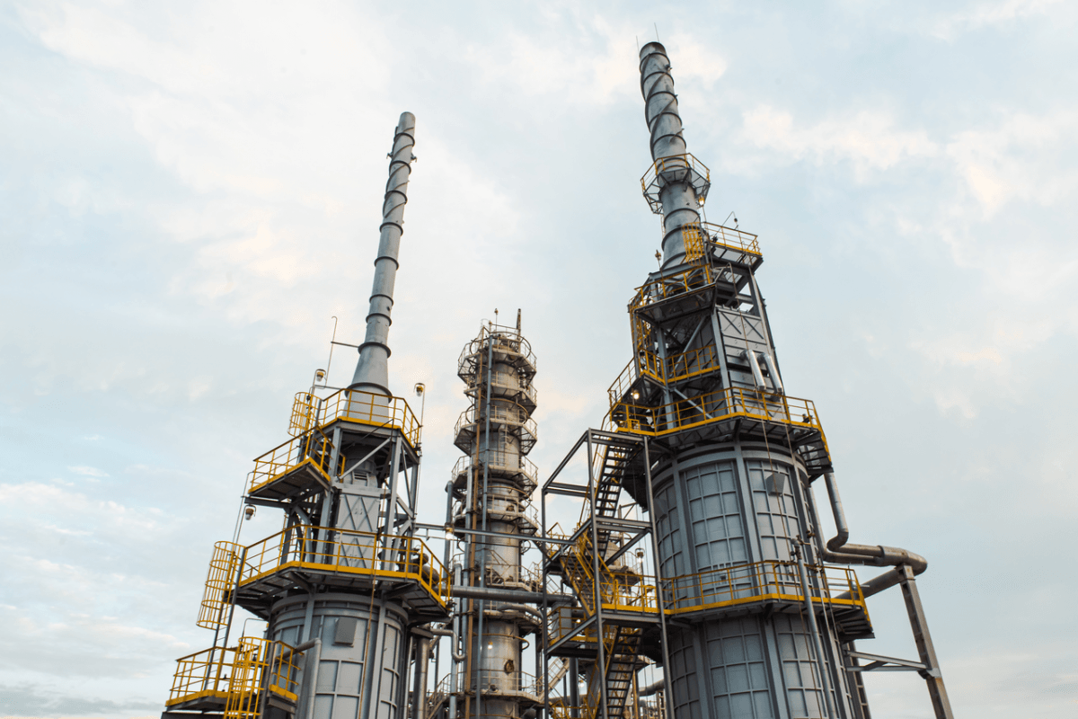 Стало известно, на сколько сократилась переработка нефти в РФ / фото wikipedia.org Стало известно, на сколько сократилась переработка нефти в РФ / фото wikipedia.org