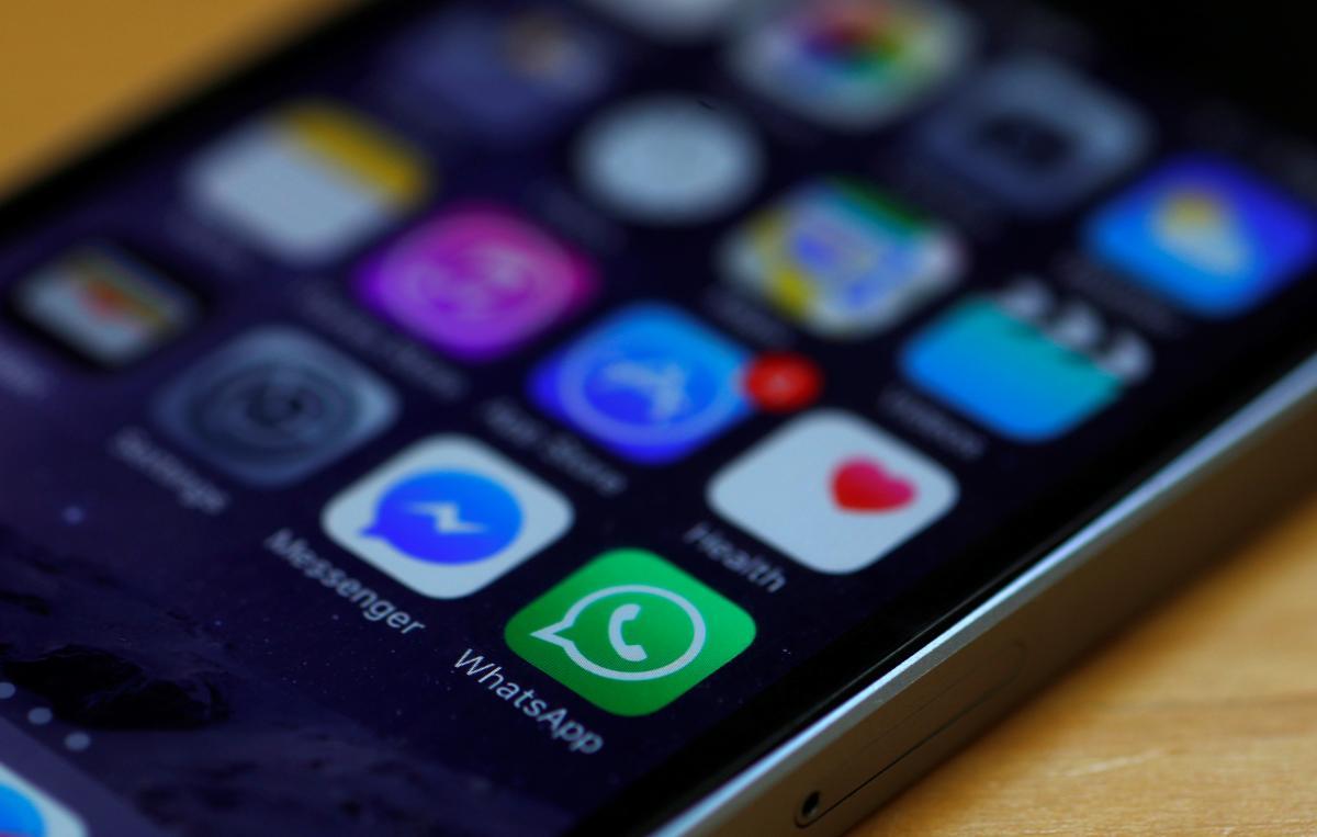 Как продлить срок службы аккумулятора iPhone: полезные советы / фото Reuters