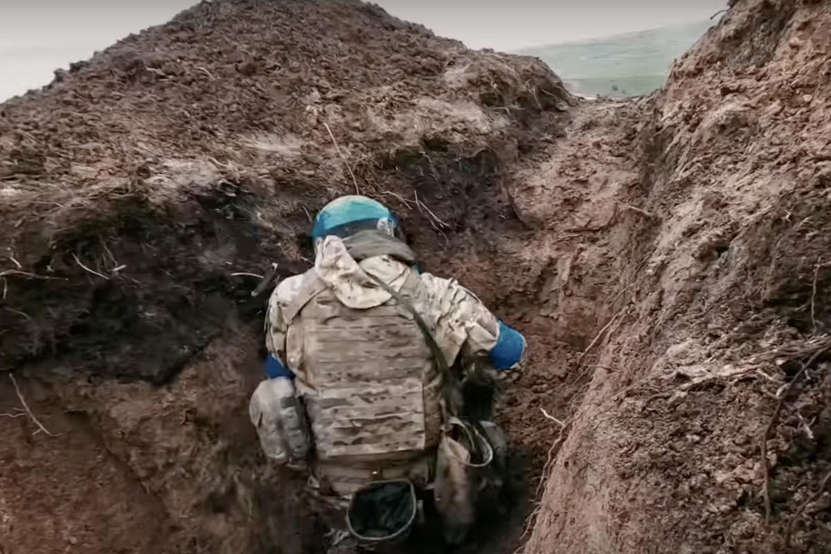 Опубліковано відео запеклих боїв за 'дорогу життя' до Бахмута